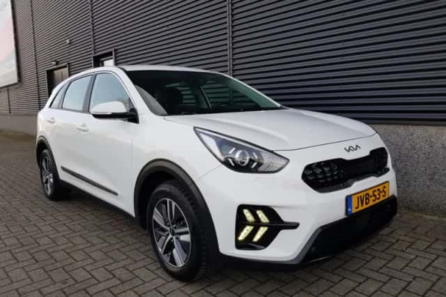 Kia Niro (2022) thumbnail 4