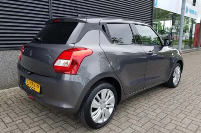 Suzuki Swift (2019) thumbnail 6