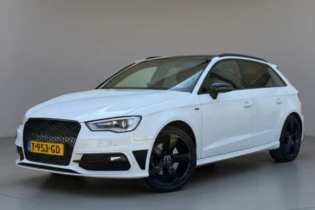 Audi A3 (2013) thumbnail 1
