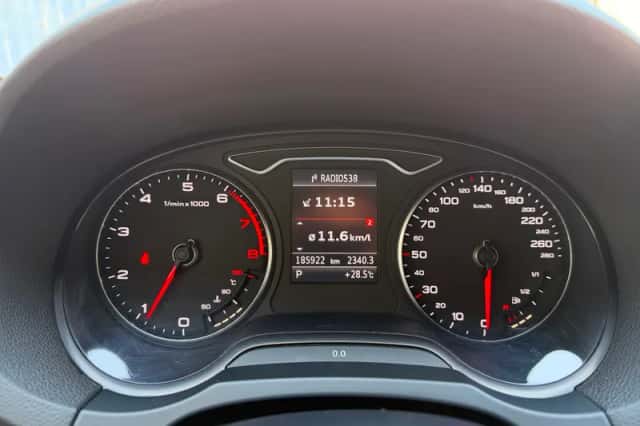 Audi A3 (2013) thumbnail 5