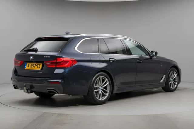 BMW 5-Serie (2017) thumbnail 2