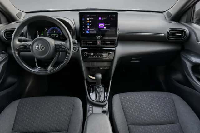 Toyota Yaris Cross (2025) thumbnail 3