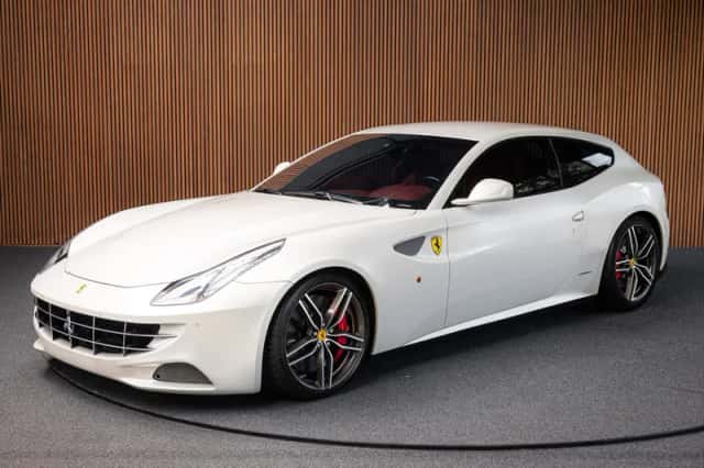 Ferrari FF (2012) thumbnail 1