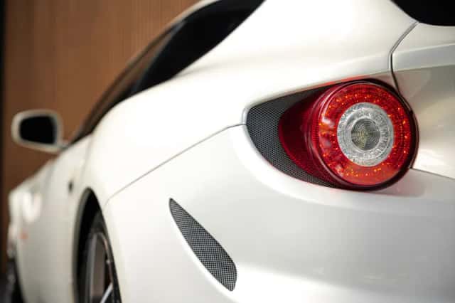 Ferrari FF (2012) thumbnail 19