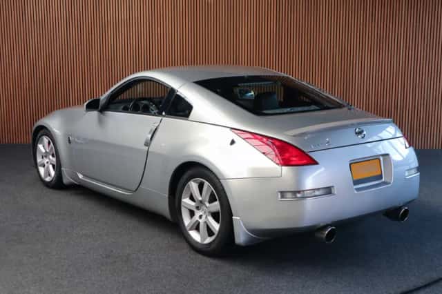 Nissan 350Z (2003) thumbnail 3