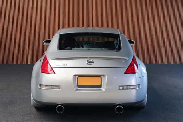 Nissan 350Z (2003) thumbnail 4