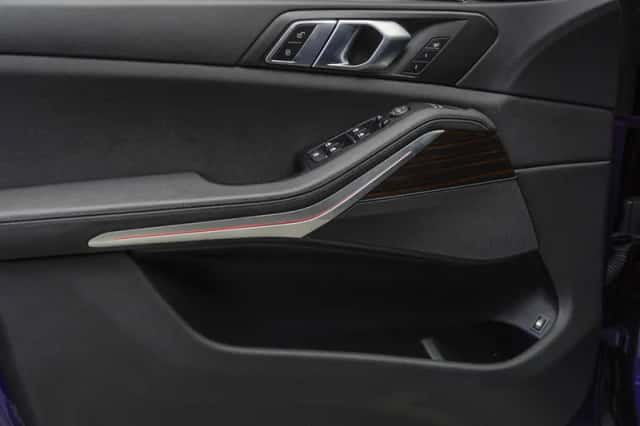 BMW X5 (2021) thumbnail 12
