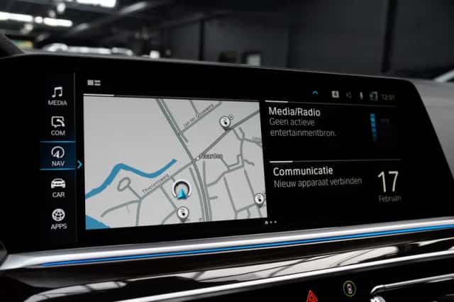 BMW X5 (2021) thumbnail 32