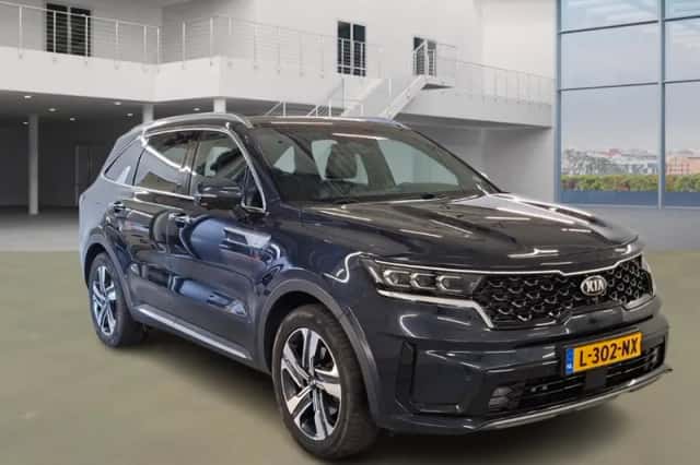 Kia Sorento (2021) thumbnail 2