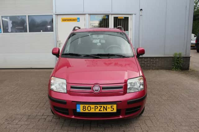 Fiat Panda (2011) thumbnail 2