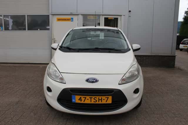 Ford Ka (2012) thumbnail 2