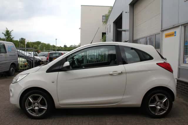 Ford Ka (2012) thumbnail 5
