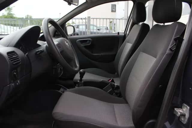 Opel Corsa (2006) thumbnail 6