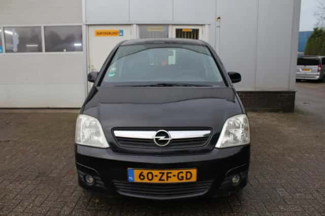 Opel Meriva (2008) thumbnail 2