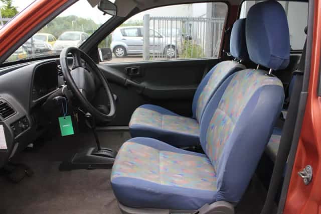 Suzuki Alto (1999) thumbnail 2