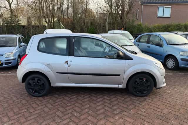 Renault Twingo (2008) thumbnail 2