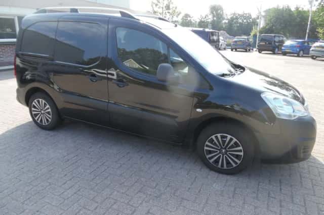 Peugeot Partner (2018) thumbnail 4