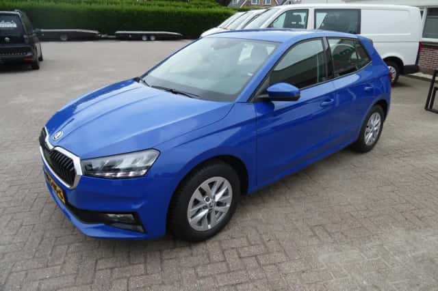 Škoda Fabia (2022) thumbnail 3