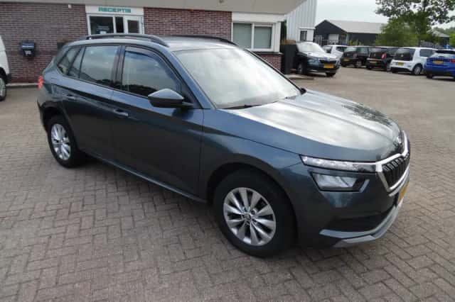 Škoda Kamiq (2021) thumbnail 4