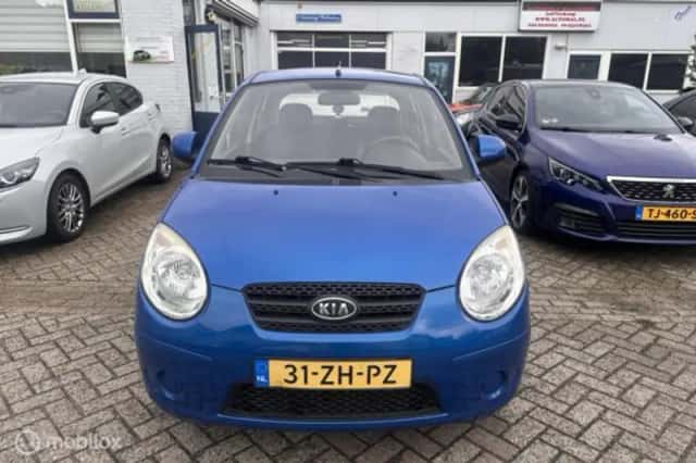 Kia Picanto (2008) thumbnail 2