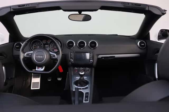 Audi TT (2007) thumbnail 3
