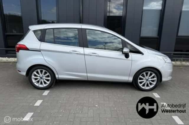 Ford B-Max (2017) thumbnail 6