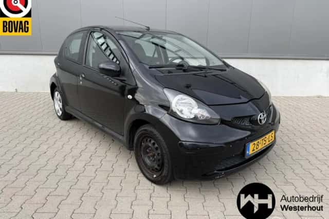 Toyota Aygo (2007) thumbnail 1