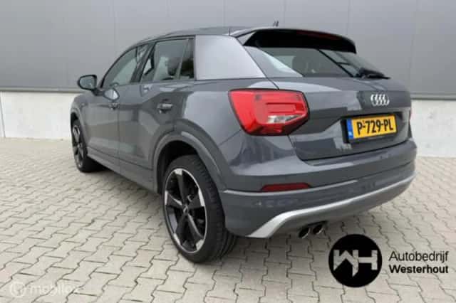 Audi Q2 (2017) thumbnail 3