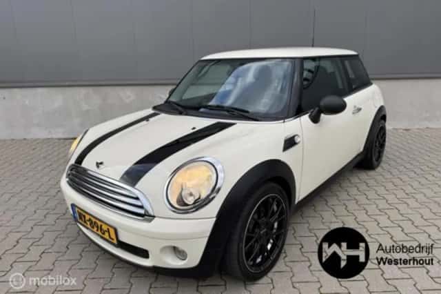 MINI 1 4 One Anniversary Mk Ii Airco Cruisecontrol (2009) thumbnail 2
