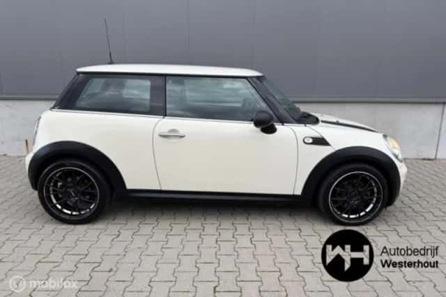 MINI 1 4 One Anniversary Mk Ii Airco Cruisecontrol (2009) thumbnail 5