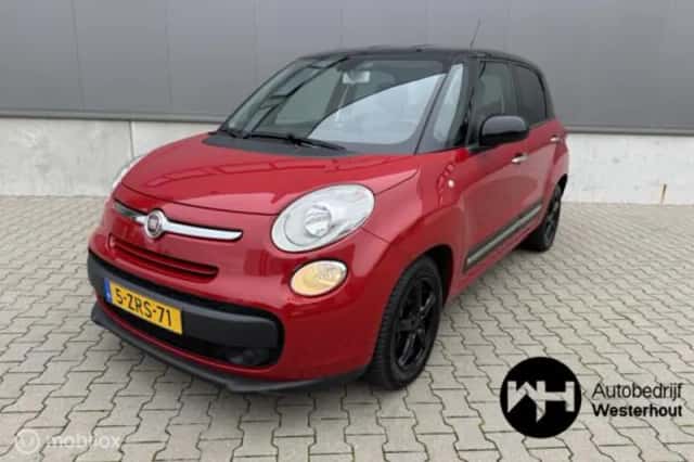 Fiat 500 (2015) thumbnail 2