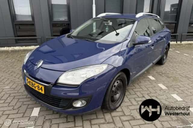 Renault Mégane (2013) thumbnail 2