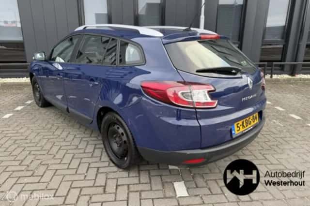 Renault Mégane (2013) thumbnail 3