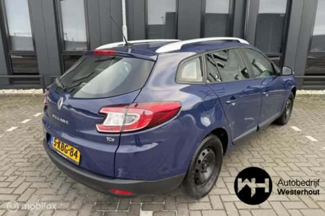 Renault Mégane (2013) thumbnail 4