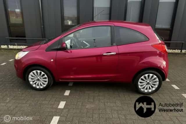 Ford Ka (2012) thumbnail 5