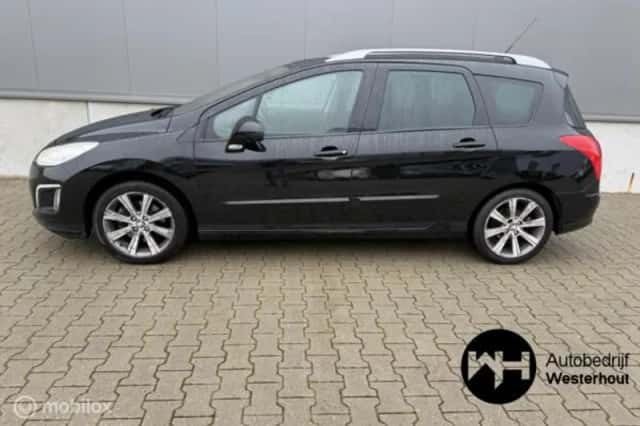 Peugeot 308 (2012) thumbnail 5