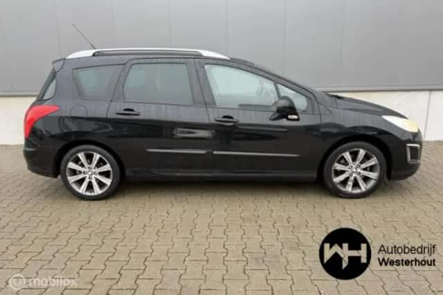 Peugeot 308 (2012) thumbnail 6