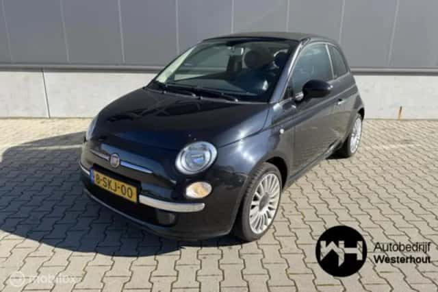 Fiat 500 (2013) thumbnail 2