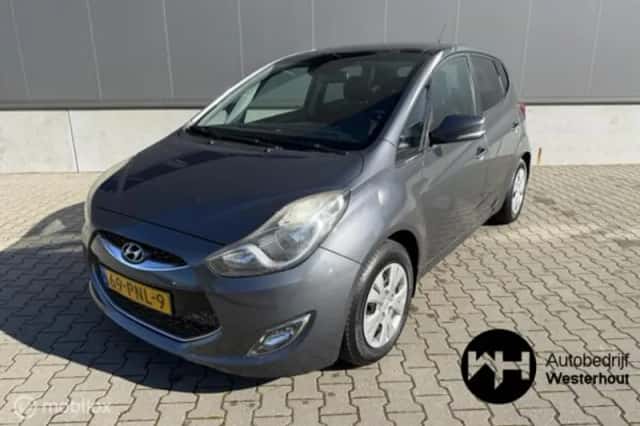 Hyundai ix20 (2011) thumbnail 2