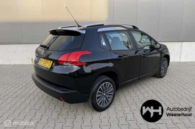 Peugeot 2008 (2016) thumbnail 3