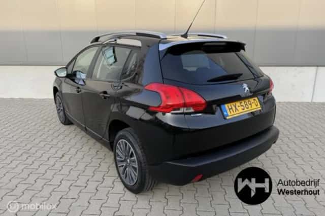 Peugeot 2008 (2016) thumbnail 4
