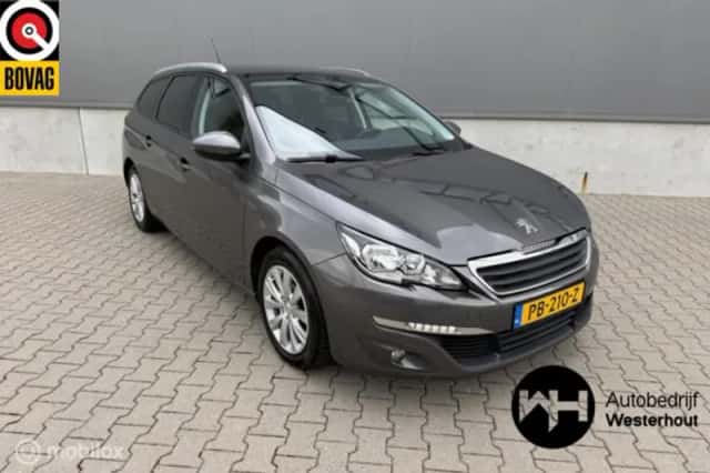Peugeot 308 (2017) thumbnail 1