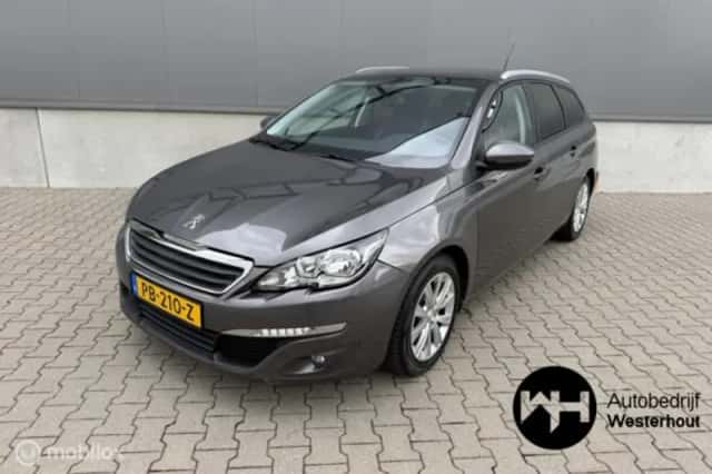 Peugeot 308 (2017) thumbnail 2