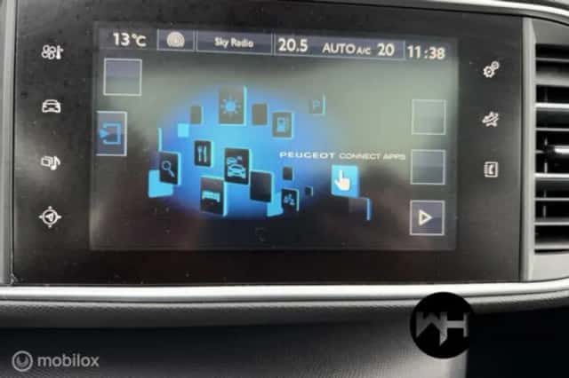 Peugeot 308 (2017) thumbnail 5