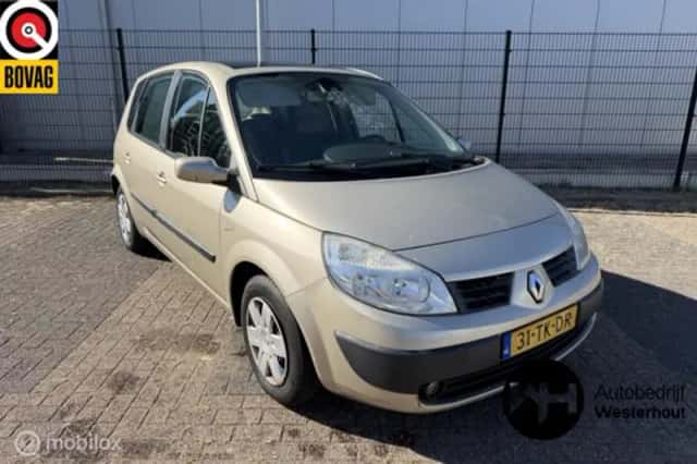Renault Scénic (2006) thumbnail 1