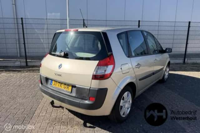 Renault Scénic (2006) thumbnail 3