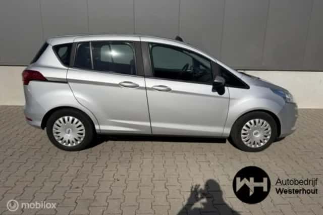 Ford B-Max (2015) thumbnail 6