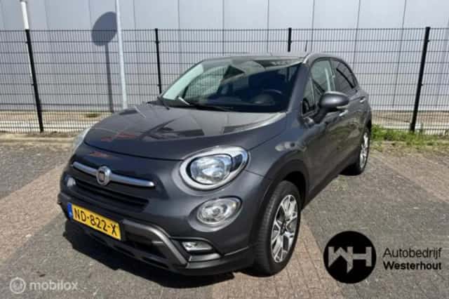 Fiat 500 (2017) thumbnail 2