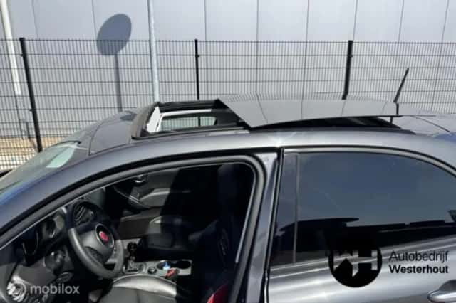 Fiat 500 (2017) thumbnail 3