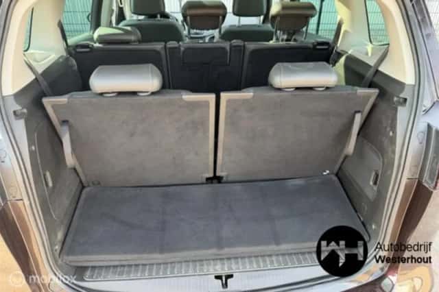 Opel Zafira (2014) thumbnail 5